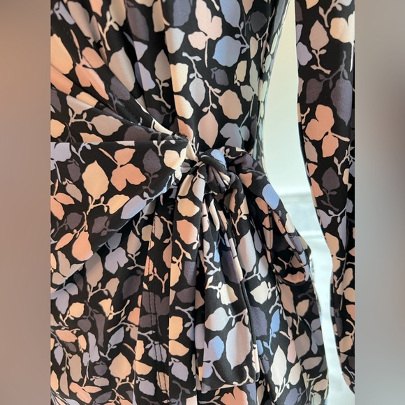 Anne Klein Surplus Faux Wrap Stretch Leaf Print Top Sz S - Picture 6 of 11